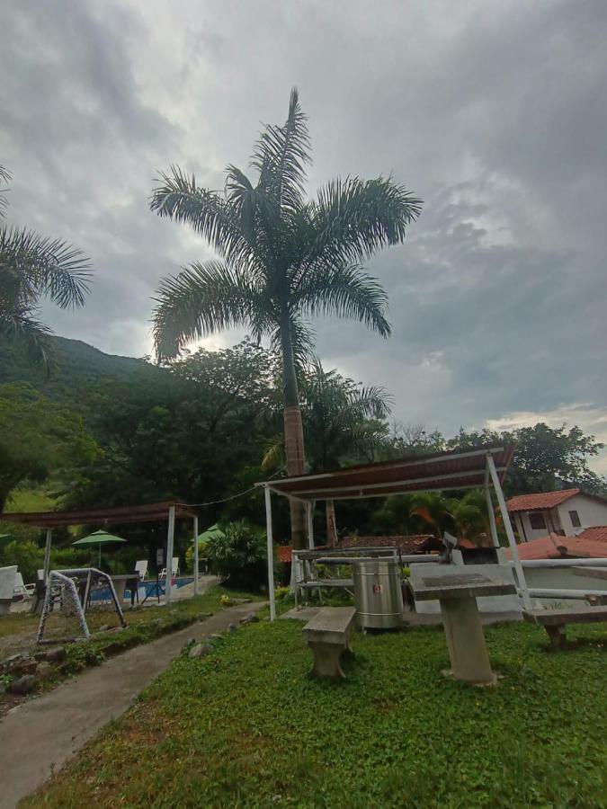 Hotel Finca Mi Cabana Escondida